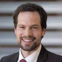 Univ.-Prof.Dr. Erik Hansen